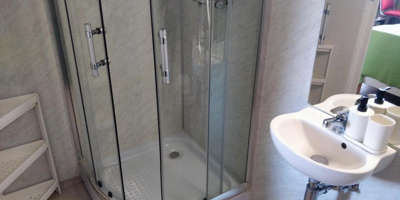 Saxa Guesthouse Stothvarfjorthur Екстер'єр фото